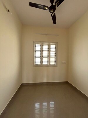 Room in 1.5 BHK Apartment at Indiranagar – for Rent