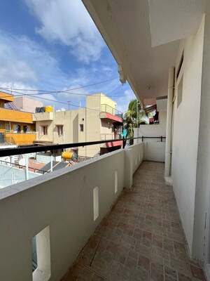 Balcony in 1.5 BHK Apartment at Indiranagar – for Rent