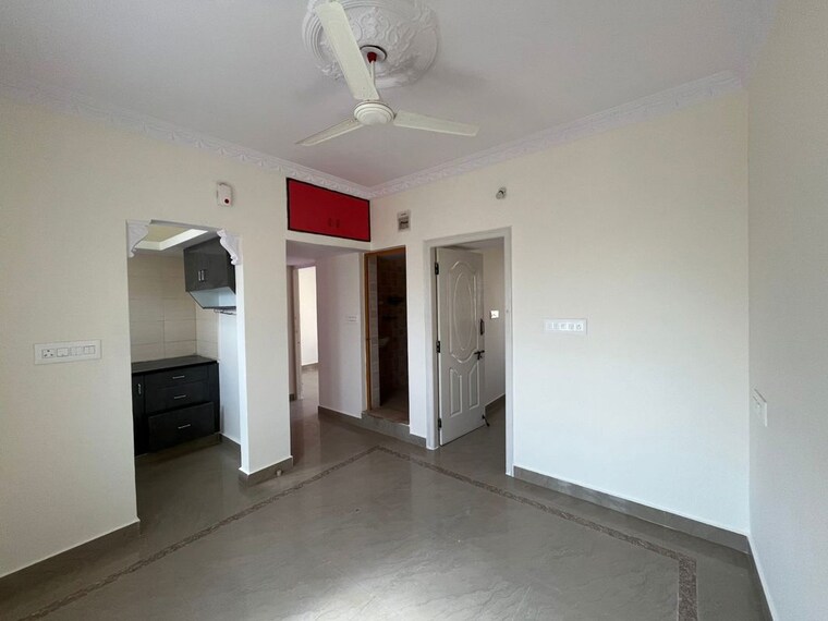 Room, indiranagar 1.5 Bedroom 600 Sq.Ft. Apartment In Indiranagar Bangalore 10395311