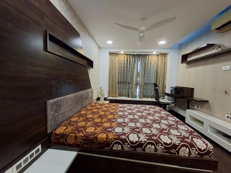 Bedroom, oberoi-springs 4 Bedroom 1800 Sq.Ft. Apartment In Andheri West Mumbai 10395326