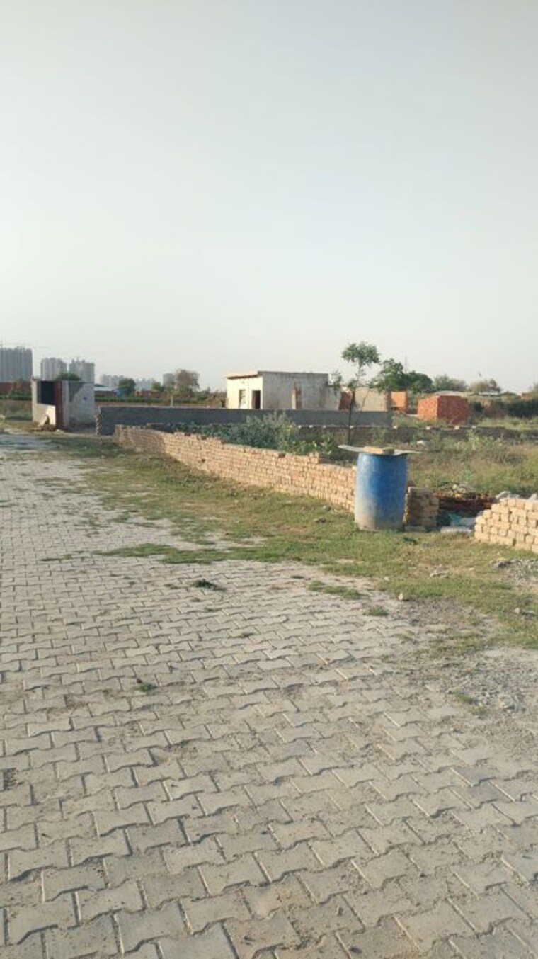 undefined, bhanauta  250 Sq.Yd. Plot In Bhanauta Greater Noida 10395314