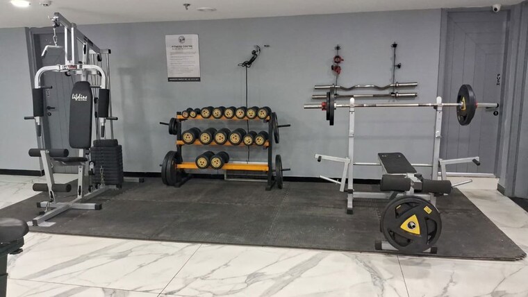 Gym, dlf-building-10 1 Bedroom 550 Sq.Ft. Apartment In Dlf Phase ii Gurgaon 10395336