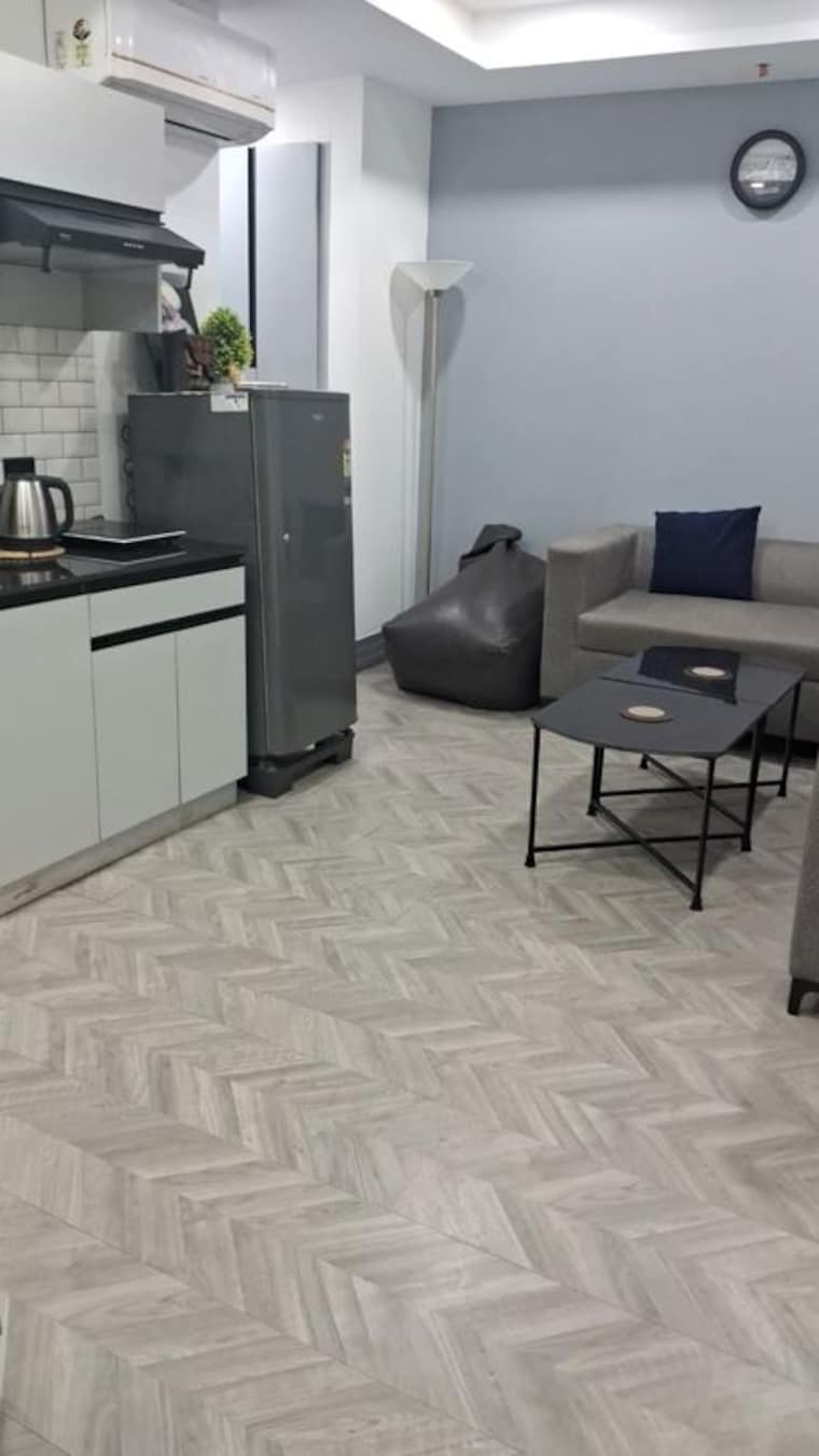 undefined, dlf-building-10 1 Bedroom 550 Sq.Ft. Apartment In Dlf Phase ii Gurgaon 10395336