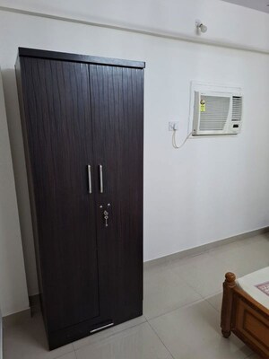 Room in 2 BHK Apartment at Powai Woods CHSL, Powai – for Rent