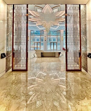 Building Lobby in 4 BHK Apartment at Lokhandwala Minerva Mahalaxmi, Mahalaxmi – for Sale