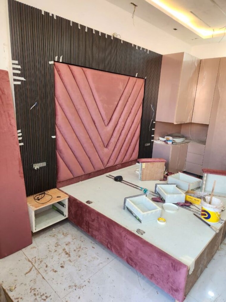 Bedroom, dilshad colony 3 Bedroom 1000 Sq.Ft. Apartment In Dilshad Colony Delhi 10395378