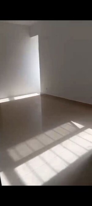 Room in 2.5 BHK Apartment at Jaipuria Sunrise Greens Apartment, Ahinsa Khand 1 – for Sale