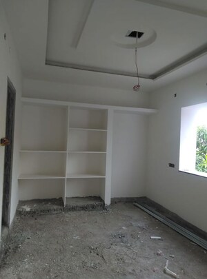 Room in 4 BHK Apartment at Anand Arcade Begumpet, Begumpet – for Sale
