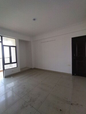 Room in 3 BHK Apartment at Star Rameshwaram, Raj Nagar Extension – for Sale