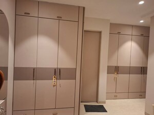 Furnished Amenities in 3 BHK Apartment at Dosti Eastern Bay Phase 1, Wadala – for Rent