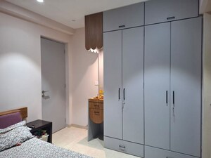 Furnished Amenities in 3 BHK Apartment at Dosti Eastern Bay Phase 1, Wadala – for Rent