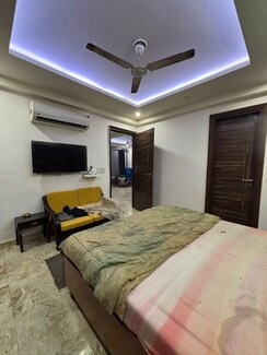 2 BHK + Servant Room Apartment For Rent in Adarsh Gardens