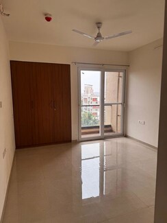 3 BHK + Servant Room Apartment For Rent in Eka Elitas