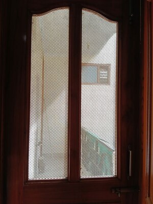Bathroom in 3 BHK Builder Floor at Patel Nagar – for Rent