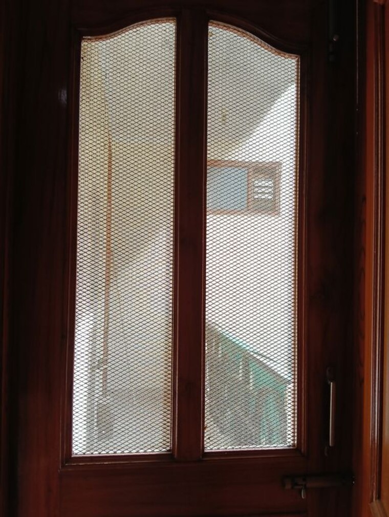 Bathroom, patel nagar 3 Bedroom 2500 Sq.Ft. Builder Floor In Patel Nagar Gurgaon 10395527