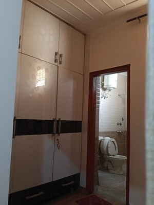 Bathroom in 3 BHK Builder Floor at Patel Nagar – for Rent