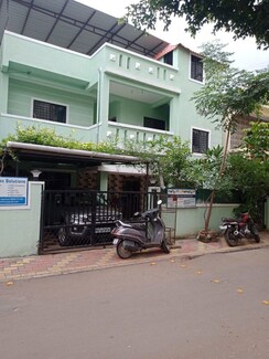 4 BHK + Extra Room Apartment For Sale in Sapphire House