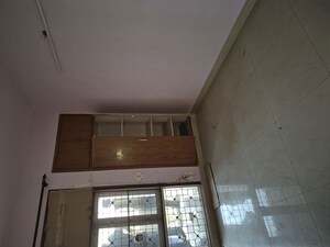 Kitchen in 3.5 BHK Apartment at Mayur Vihar – for Rent
