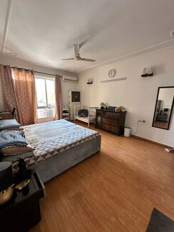 3.5 BHK + Servant Room Apartment For Rent in Bestech Park View City 2