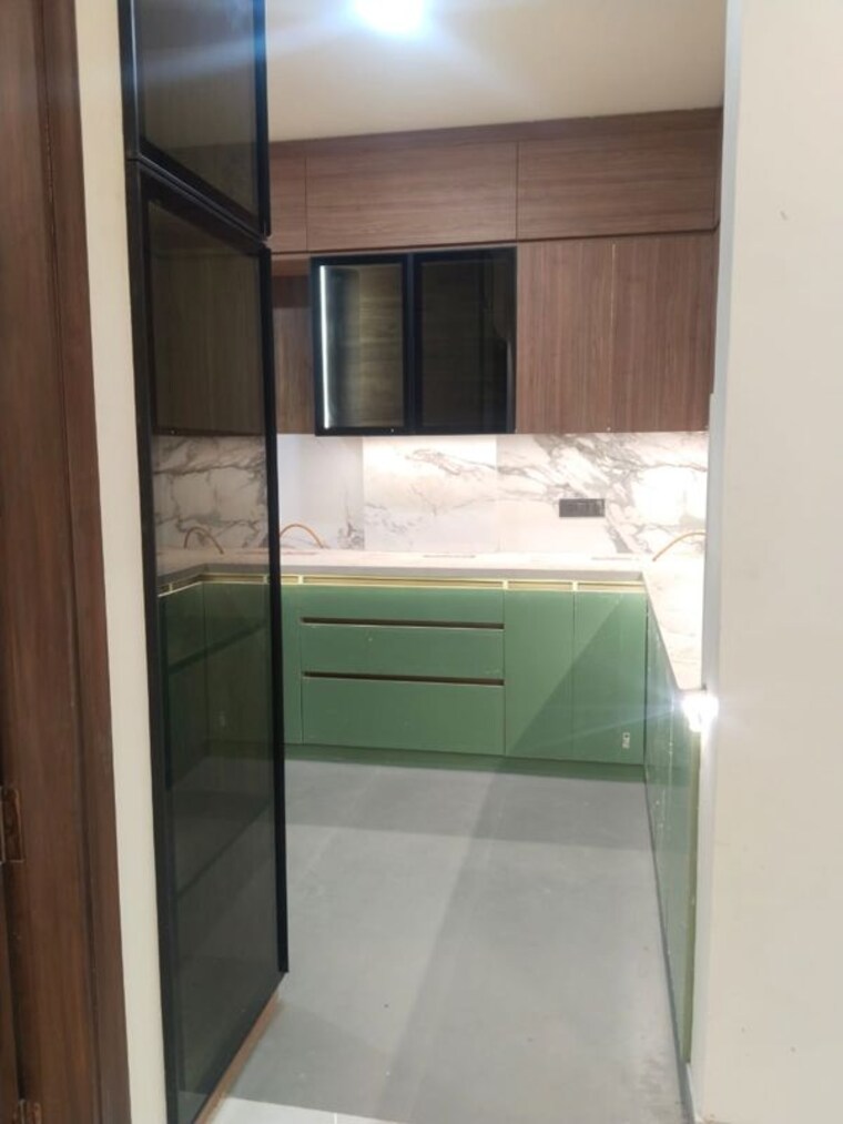 Bathroom, safdarjung enclave 3 Bedroom 200 Sq.Ft. Builder Floor In Safdarjung Enclave Delhi 10395613