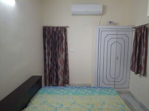 Bedroom in 2 BHK Builder Floor at Saket – for Rent