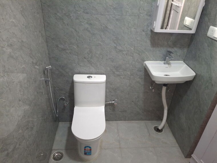 Bathroom, saket 2 Bedroom 1200 Sq.Ft. Builder Floor In Saket Delhi 10395644
