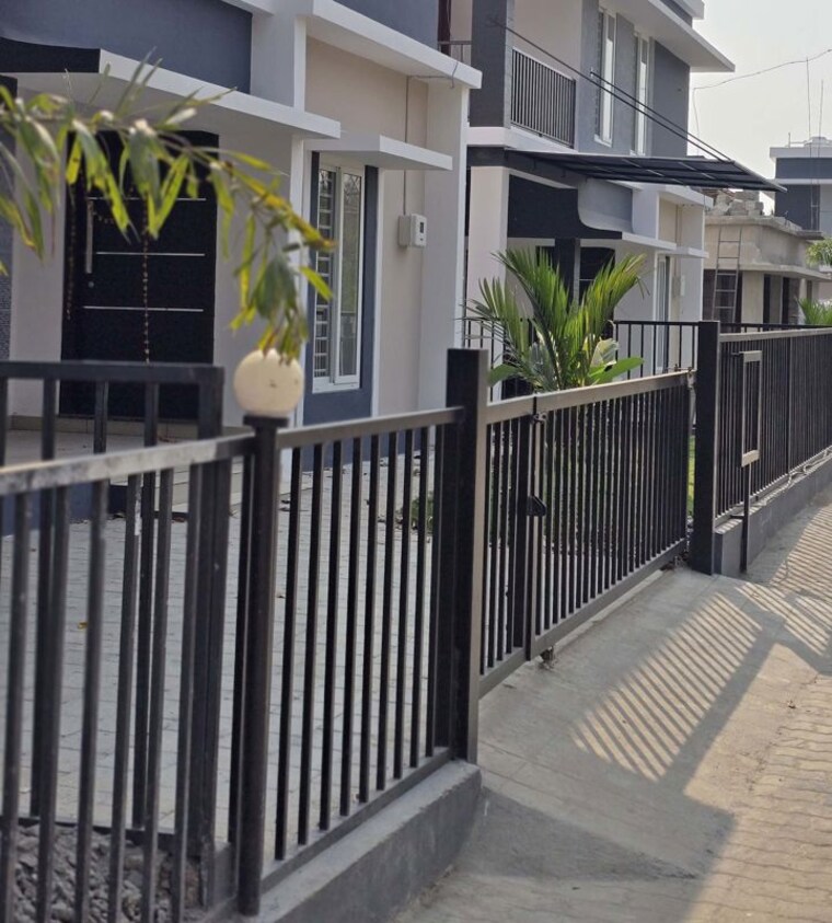 Balcony, kannadi i 3.5 Bedroom 1500 Sq.Ft. Villa In KannadI I Palakkad 10395681