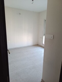 1.5 BHK + Study Room Apartment For Rent in Dosti West County