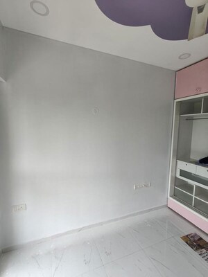 Room in 2 BHK Apartment at Lodha Bel Air, Jogeshwari West – for Rent