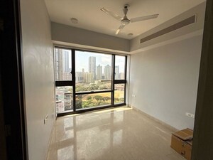 Room in 3 BHK Apartment at Lodha The Park, Worli – for Sale