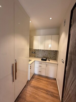 Bathroom in 1 BHK Builder Floor at Sector 47 – for Rent