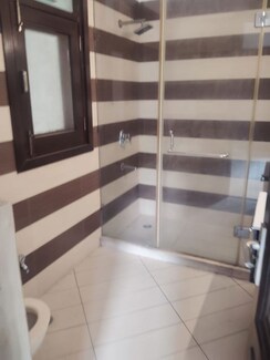 3 BHK + Servant Room Builder Floor For Rent in Safdarjung Development Area