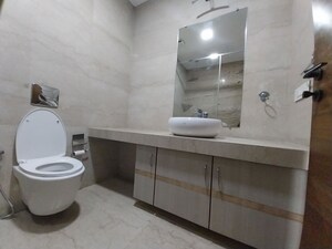 Bathroom in 4 BHK Apartment at Omkar 1973, Worli – for Sale