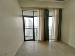 Room in 4 BHK Apartment at Omkar 1973, Worli – for Sale