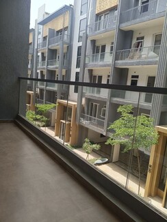 3.5 BHK + Pooja Room Apartment For Rent in Smart World Orchard