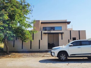 4 BHK Villa – Exterior View View at Dlf Garden City - for Sale