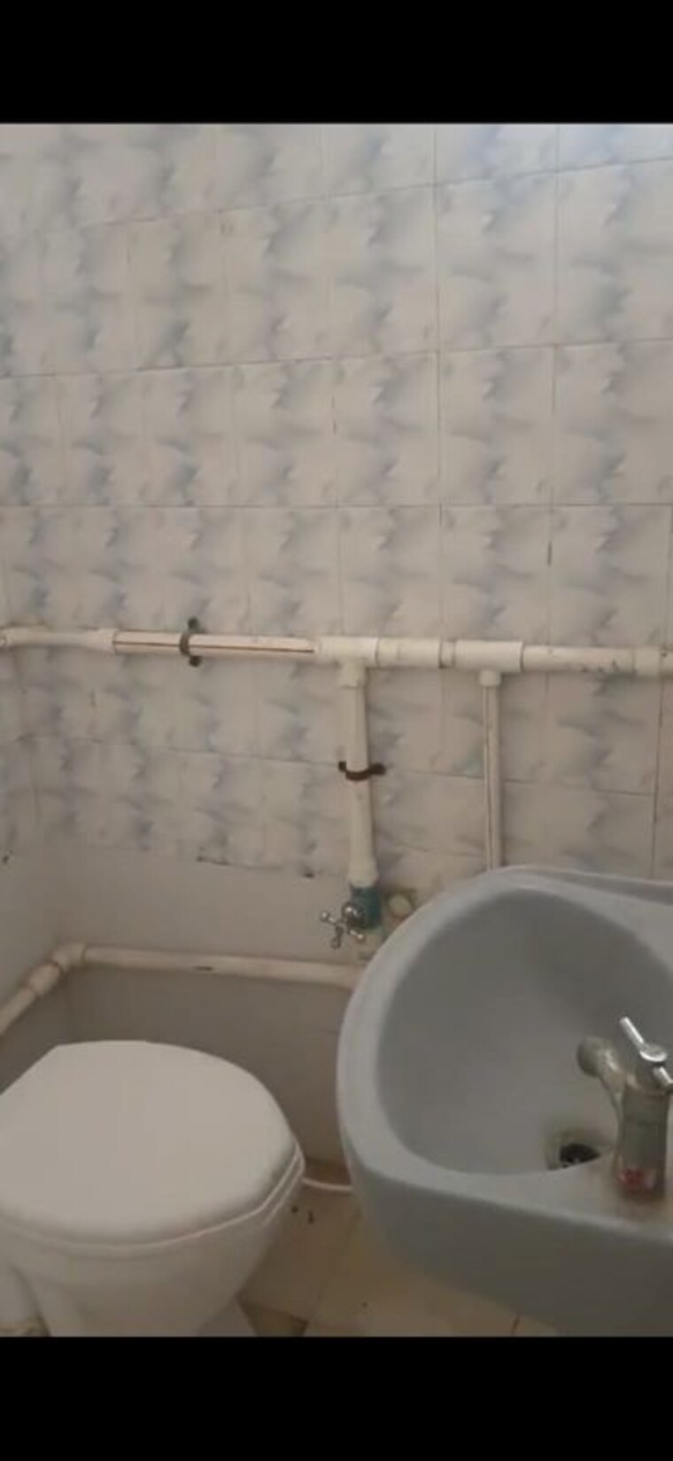 Bathroom, vasna 2 Bedroom 550 Sq.Ft. Apartment In Vasna Ahmedabad 10395869