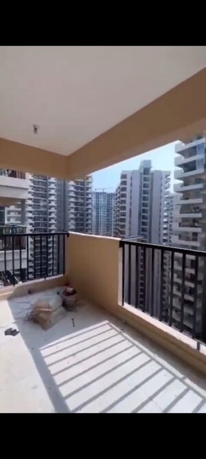 Kitchen in 2.5 BHK Apartment at Amrapali Centurian Park, Tech Zone 4 Greater Noida – for Sale