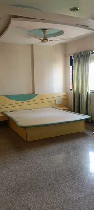 4 BHK Apartment For Sale in Indradarshan II, Oshiwara