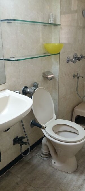 Bathroom in 4 BHK Apartment at Indradarshan II, Oshiwara – for Sale