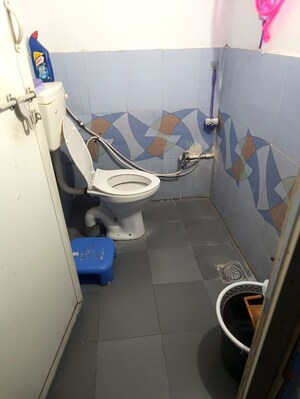 Team Area in 1 RK Apartment at Jivraj Park – for Rent