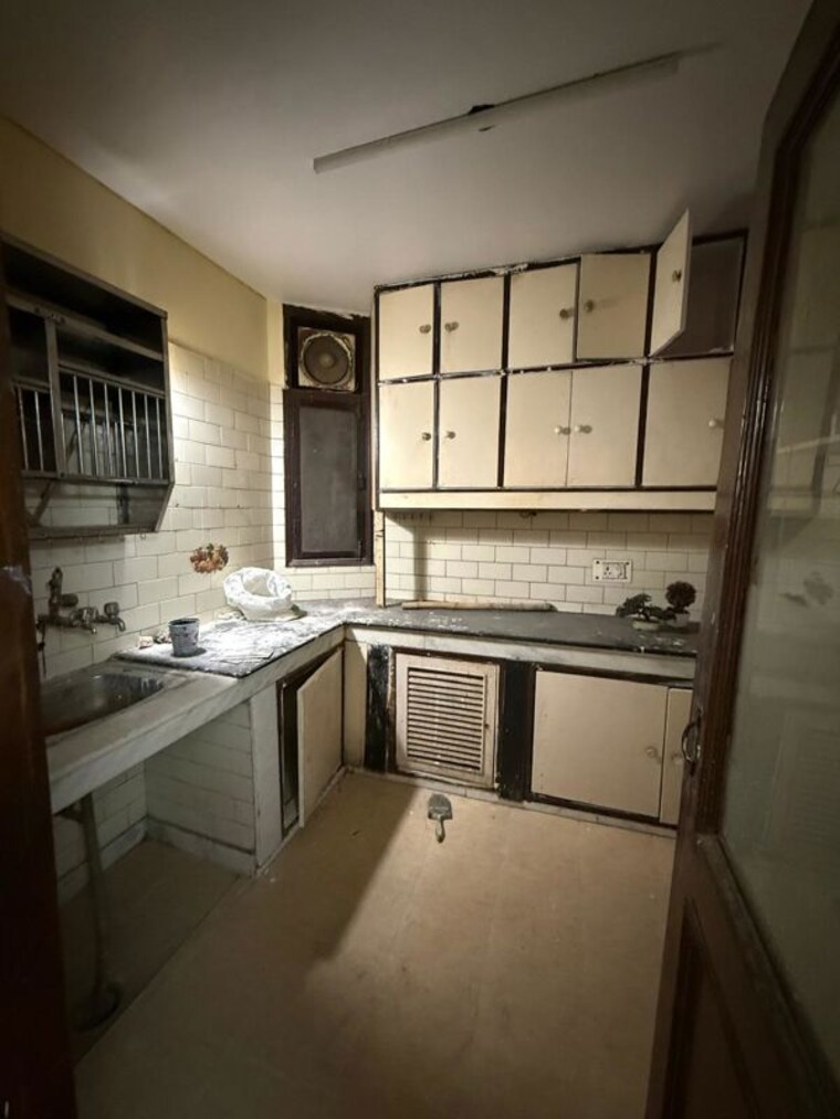 Kitchen, kalkaji 3 Bedroom 1500 Sq.Ft. Builder Floor In Kalkaji Delhi 10395913