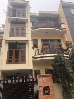 3 BHK Independent House For Sale in Model Town