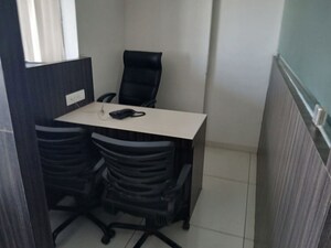  Office Space For Rent in Manharpura 1