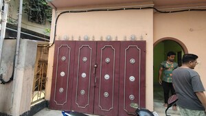 Furnished Amenities in 6+ BHK Independent House at Behala – for Sale