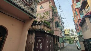 6+ BHK Independent House – Exterior View View at Behala - for Sale