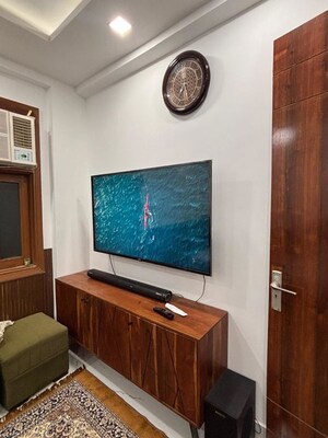 Furnished Amenities in 1 BHK Builder Floor at Chattarpur – for Rent