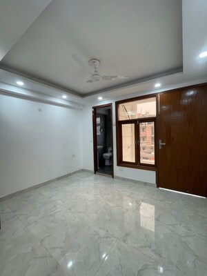 2 BHK Builder Floor For Rent in Chattarpur