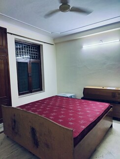 2 BHK Builder Floor For Rent in Sector 52