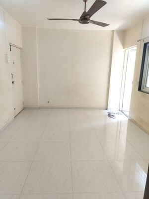 Living Room in 2 BHK Apartment at Deshpande Garden, Narhe – for Rent